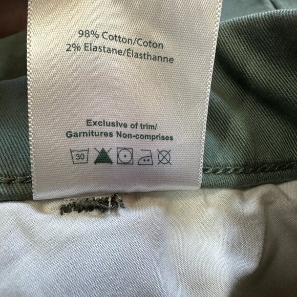 JAG Women's Olive Green Maddie Mid Rise Shorts 7" Inseam, Size 6P - Picture 6 of 6